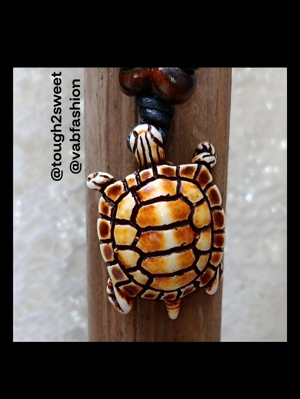 🆕️ARTISAN BOHO CARVED RESIN TURTLE ADJUSTABLE NECKLACE/GIFT BOXED (E)